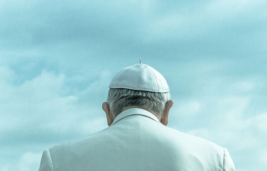 Papież Franciszek łączy się w bólu z ofiarami molestowania we francuskim Kościele