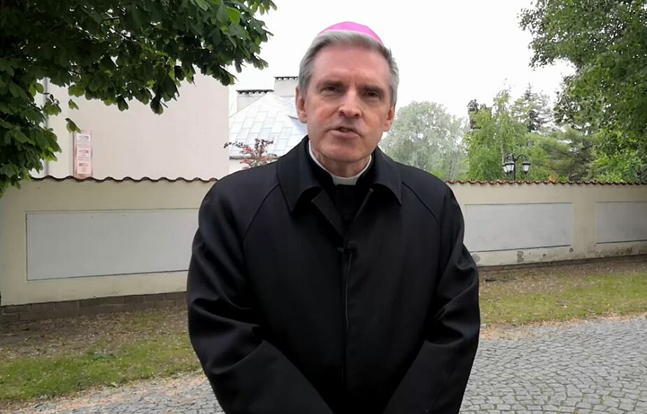 Bp Nitkiewicz o wizycie ad limina: w rozmowach kładziono nacisk na "całościowe" przygotowanie do kapłaństwa