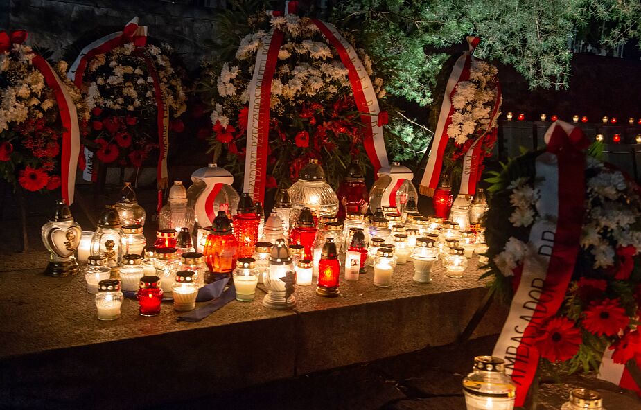 Niemal 11 tys. zniczy od Polonii zapłonęło na litewskich cmentarzach