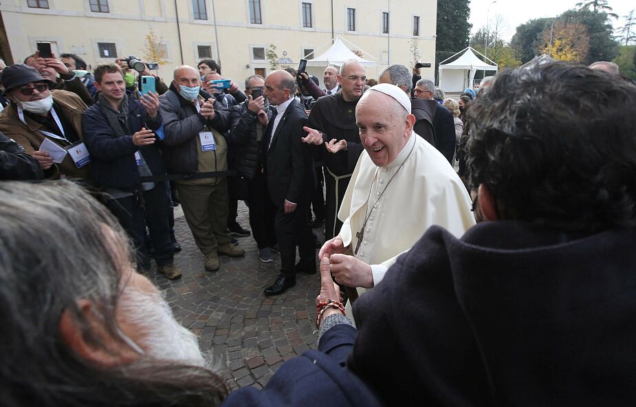 Orędzie papieża na Światowy Dzień Ubogich: biedni są braćmi i siostrami