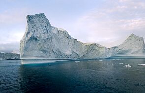 Grenlandia: przez 9 lat stopniało 3,5 bln ton pokrywy lodowej