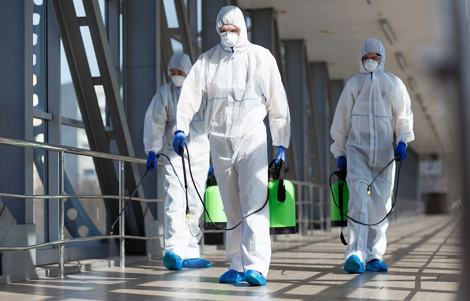 Włochy: rośnie liczba zakażeń COVID-19. „To pandemia niezaszczepionych”
