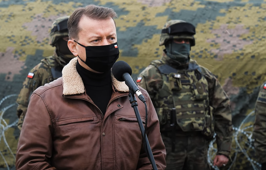 Błaszczak o sytuacji na granicy z Białorusią. "Jesteśmy przygotowani do obrony"