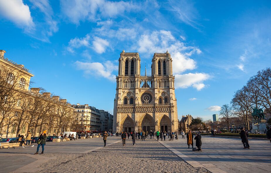 Francja: eksperci wydali pozytywną opinię ws. przebudowy wnętrz katedry Notre-Dame