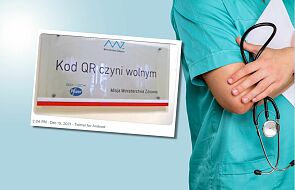 Tablica Ministerstwa Zdrowia z hasłem „Kod QR czyni wolnym” to fotomontaż