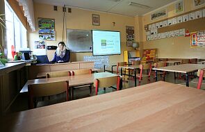 Minister Czarnek zapewnił, że szkoły od 10 stycznie wracają do nauczania stacjonarnego