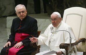 Papież: nie można spędzić życia chowając się za społecznym uznaniem