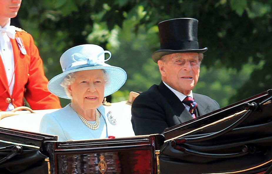 Wielka Brytania. Królowa Elżbieta II w świątecznym orędziu wspomina Filipa