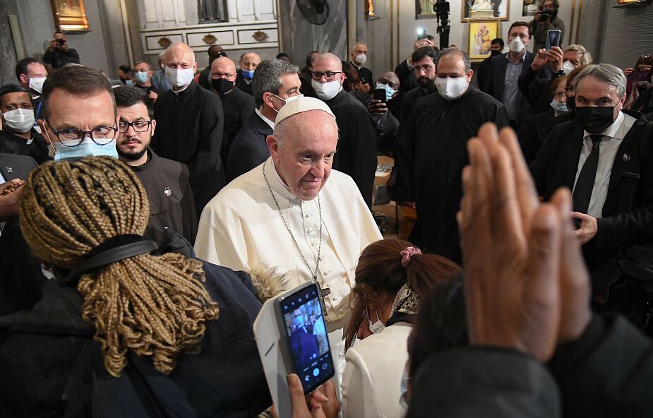 Papież: Pan Jezus wychodzi nam na spotkanie z obliczem migranta