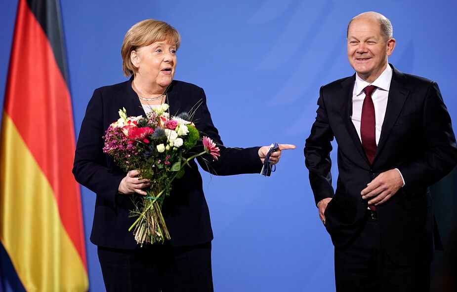 Scholz do Merkel: osiągnęła pani wielkie rzeczy