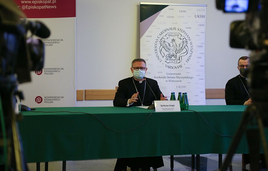 Po Zebraniu Plenarnym KEP biskupi odpowiadali na pytania dziennikarzy