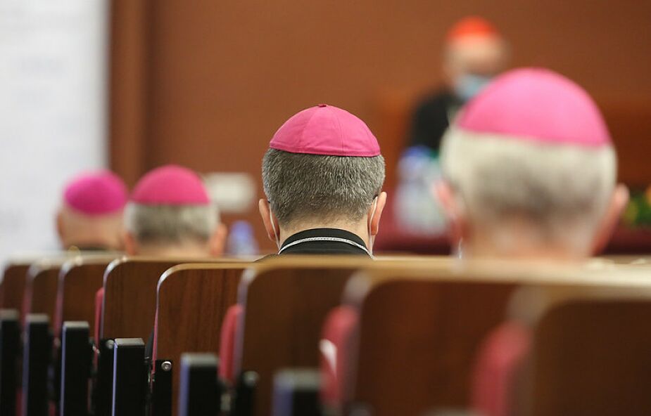 Jakie tematy biskupi poruszyli na wczorajszym zebraniu plenarnym? [PODSUMOWANIE]