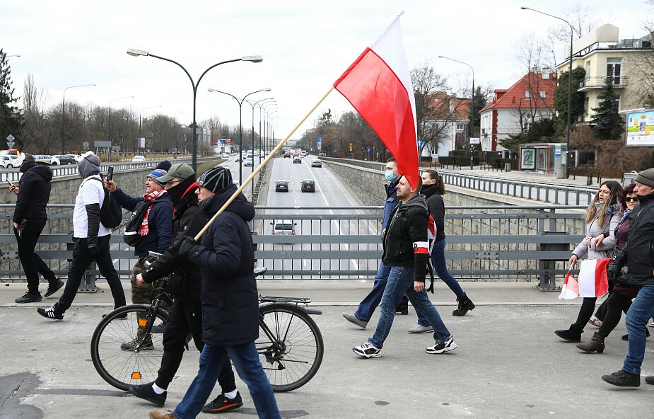 Warszawa. Policja rozwiązała Marsz o Wolność