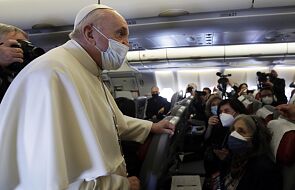 Papież do dziennikarzy w samolocie: podróż do Iraku to "obowiązek wobec tej umęczonej ziemi"