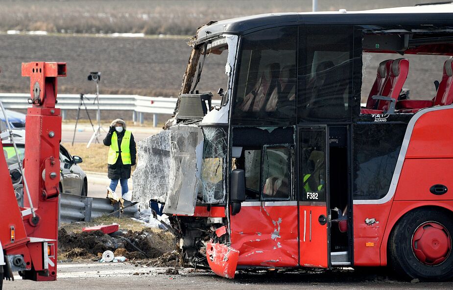 Prezydent Andrzej Duda złożył kondolencje rodzinom ofiar wypadku ukraińskiego autokaru