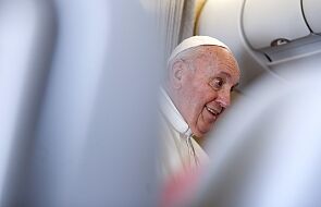 Papież opowiada dziennikarzom o podróży do Iraku