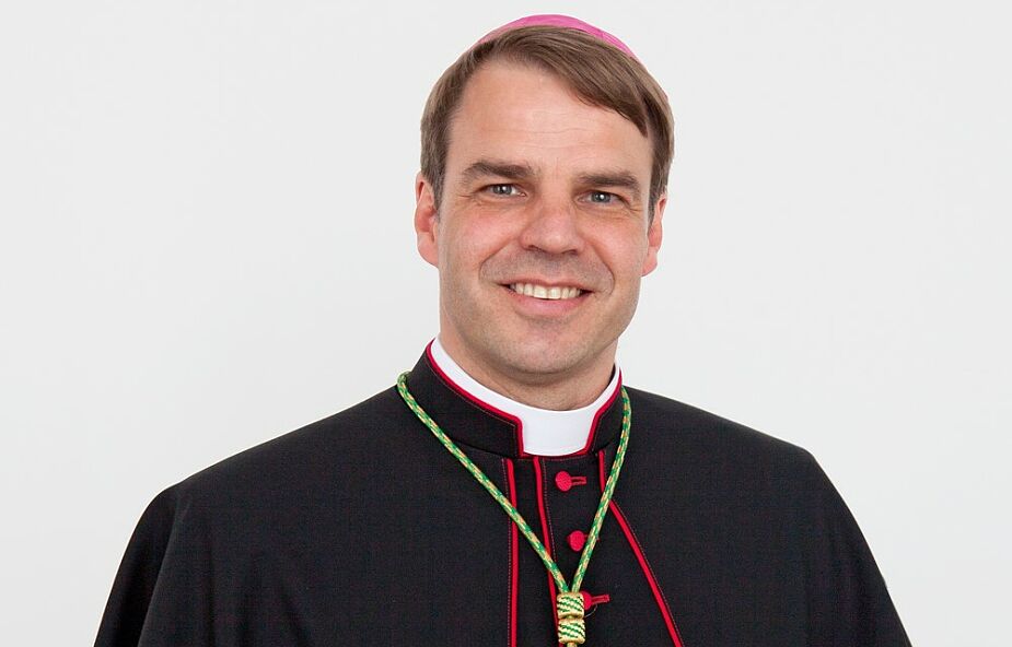 Niemiecki biskup: jedność wiary bierze się z posłuszeństwa Rzymowi