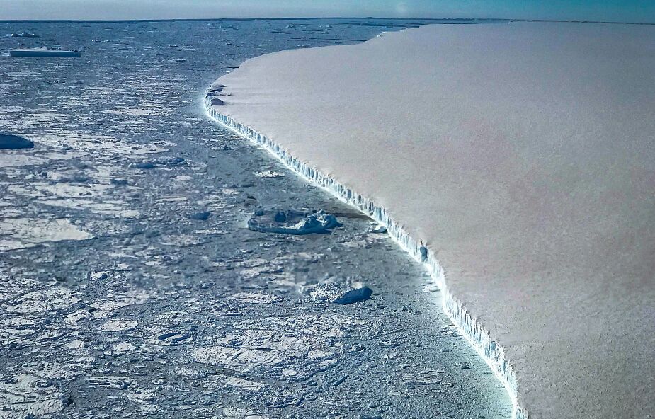 Jedna z największych gór lodowych Antarktydy zniknęła w wodach Atlantyku