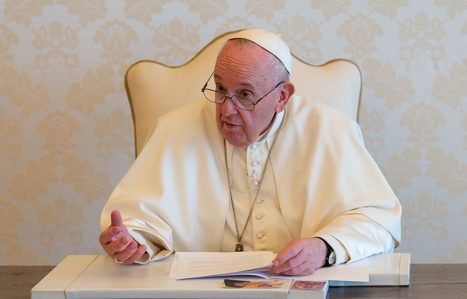 Papież zapewnił o swej modlitwie za wysiedlonych z powodu erupcji wulkanu na Karaibach