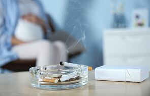 Każda ilość dymu z papierosa szkodzi kobiecie w ciąży