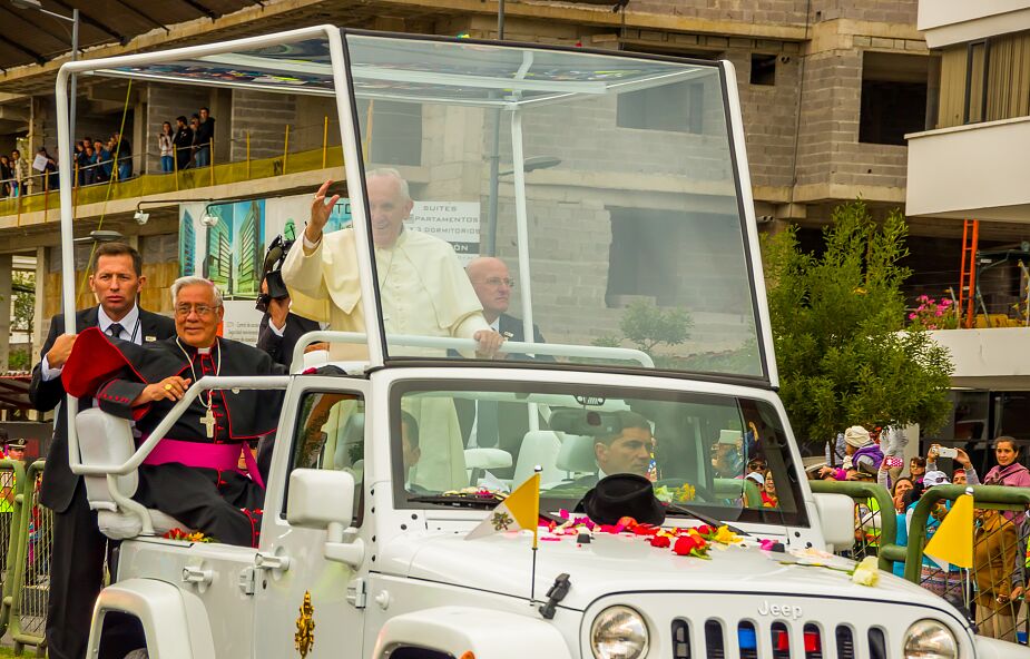 Watykan otrzyma nowy papamobile. Będzie w pełni elektryczny