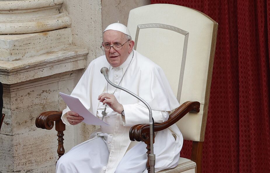 "Interwencja w sprawie homotransfobii wyszła od papieża"