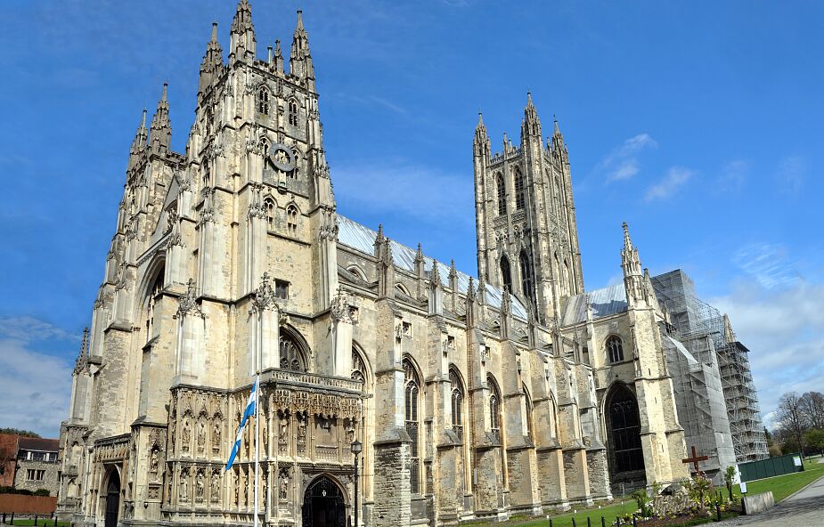 Szlak rowerowy po zabytkowych katedrach Anglii