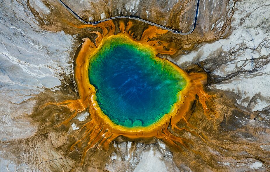 Naukowcy zbadali, co dzieje się pod Yellowstone. Superwulkan wciąż jest aktywny