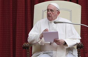 Papież Franciszek: Jak modlić się za tych, którzy nas irytują? Zrób to dziś!