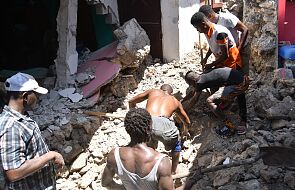 Już 724 ofiary śmiertelne sobotniego trzęsienia ziemi