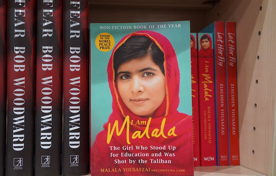 Malala Yousafzai: "w głębokim szoku" patrzę, jak talibowie przejmują władze w Afganistanie