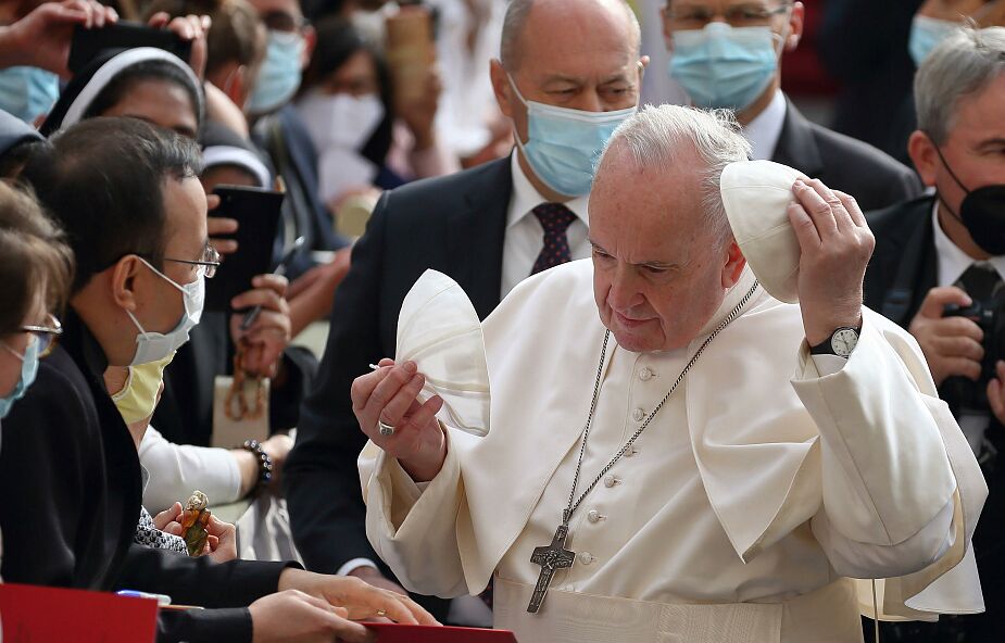 Papież Franciszek: nie osądzać rozwodników, lecz im towarzyszyć