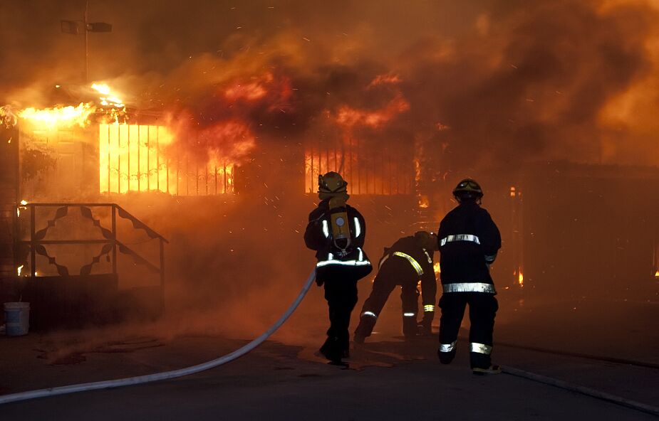 Śląskie. Trzy ofiary pożaru domu jednorodzinnego w Orzeszu