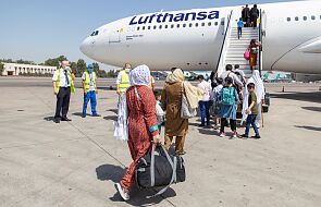 NATO: Ponad 18 tysięcy osób ewakuowano z lotniska w Kabulu