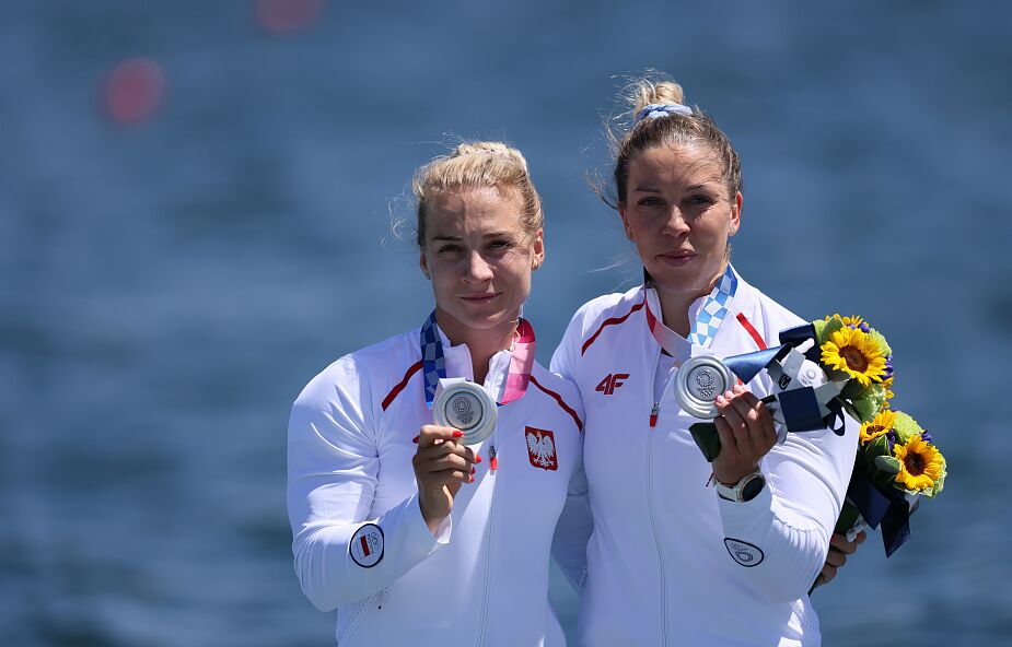 Igrzyska Olimpijskie w Tokio. Karolina Naja i Anna Puławska zdobyły srebrny medal w kajakarstwie
