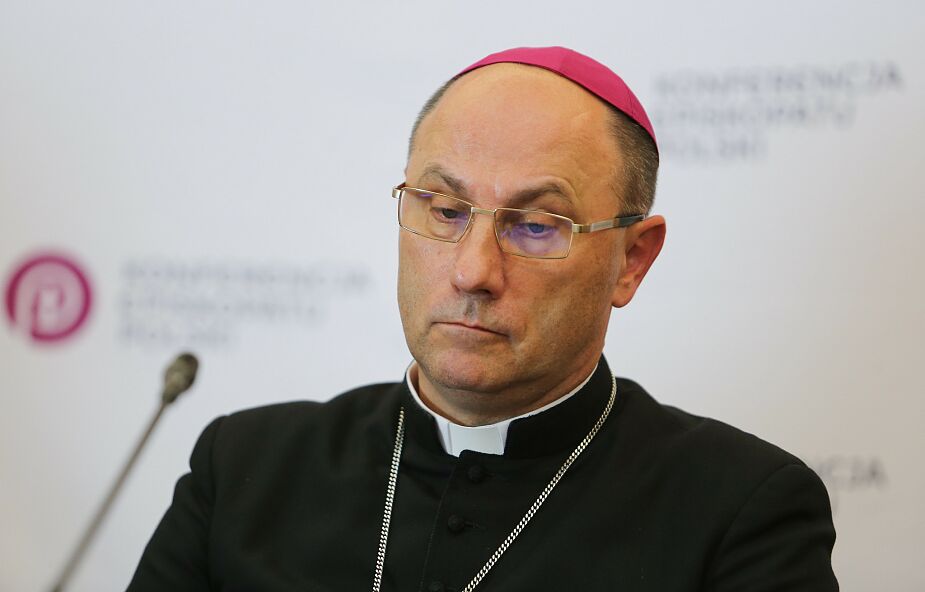 Abp Polak: Kościół musi stawać po stronie pokrzywdzonych i skutecznie chronić najsłabszych