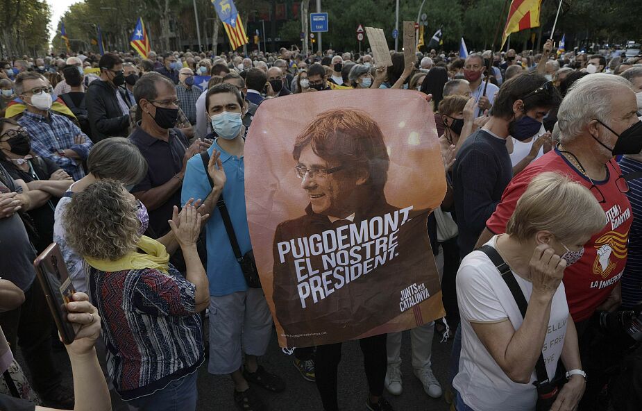 Hiszpania: protesty w Barcelonie po zatrzymaniu byłego premiera Katalonii