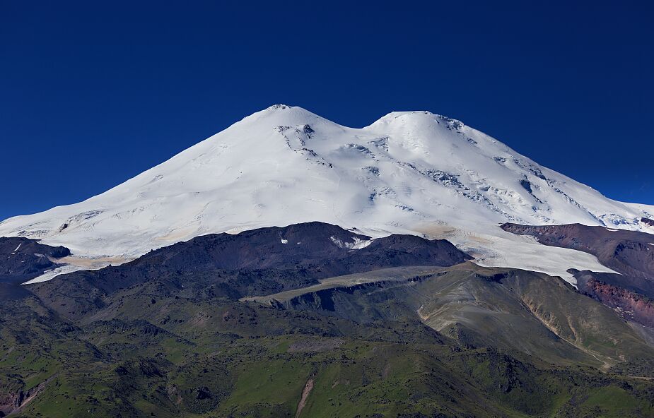 Rosja: tragedia na Elbrusie. Nie żyje pięciu alpinistów