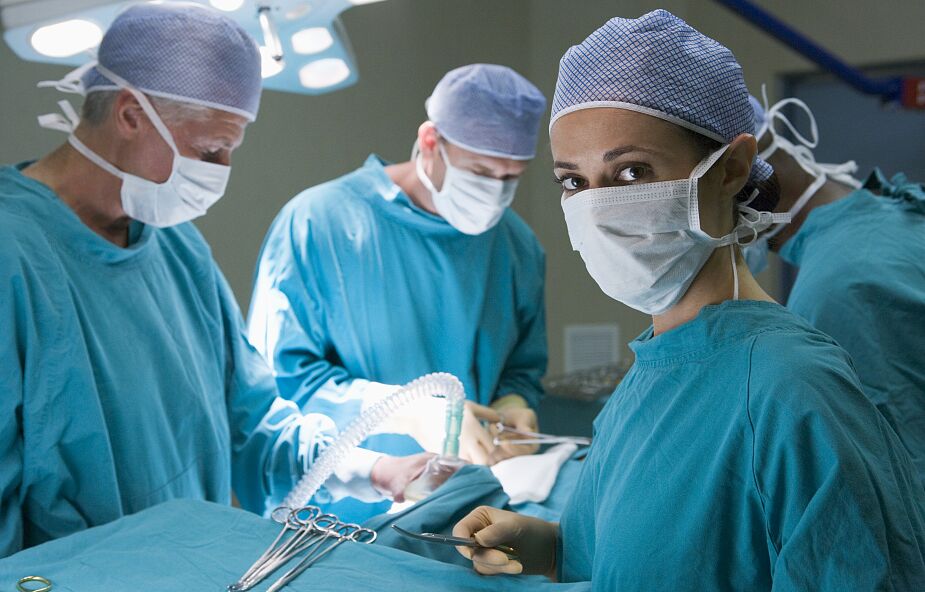 W Polsce brakuje chirurgów. "Jest ogromna dziura pokoleniowa"