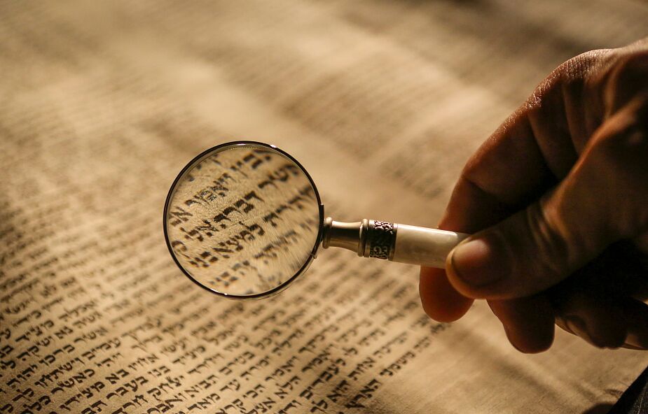 Wielka Brytania: naukowiec oskarżony o sprzedaż starożytnego tekstu Ewangelii