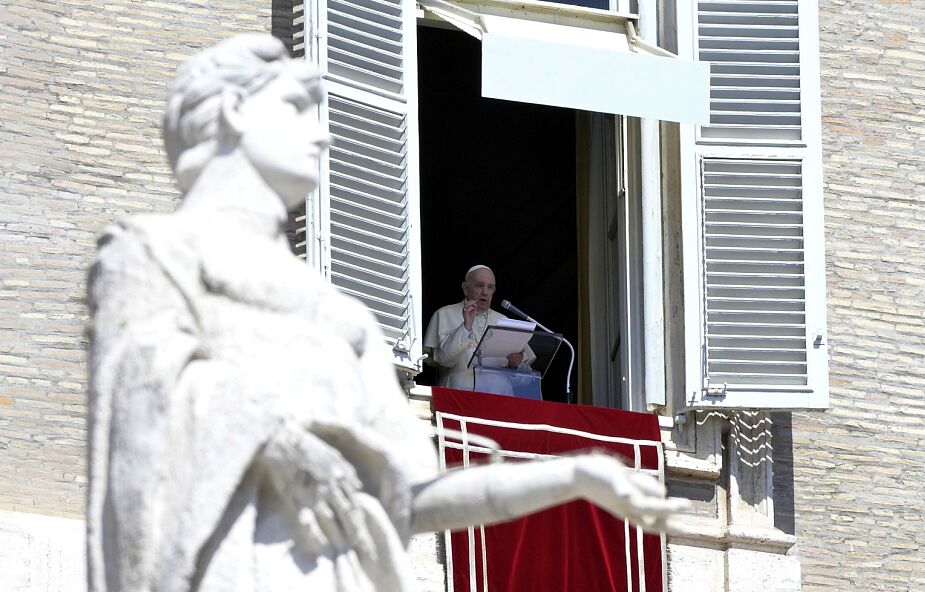 Papież: proszę o modlitwę w intencji mojej podróży do Budapesztu i na Słowację