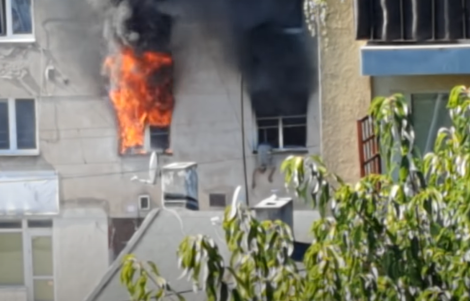 Łódź: mężczyzna wyskoczył z okna płonącego mieszkania