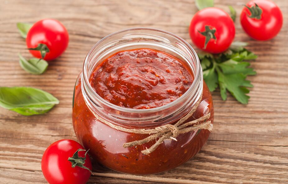 Szybki przepis na sos pomidorowy
