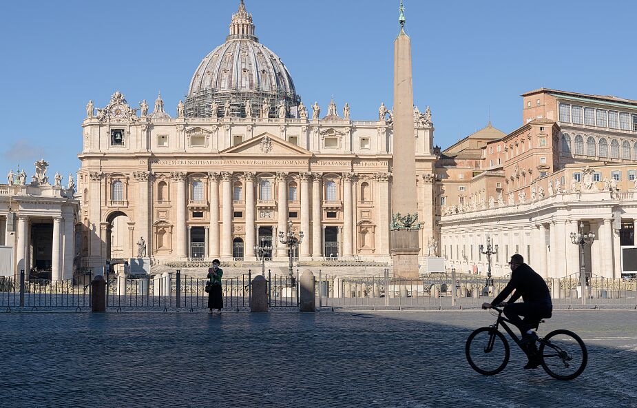 Watykan: zaostrzono przepisy antypandemiczne i kary za ich naruszanie