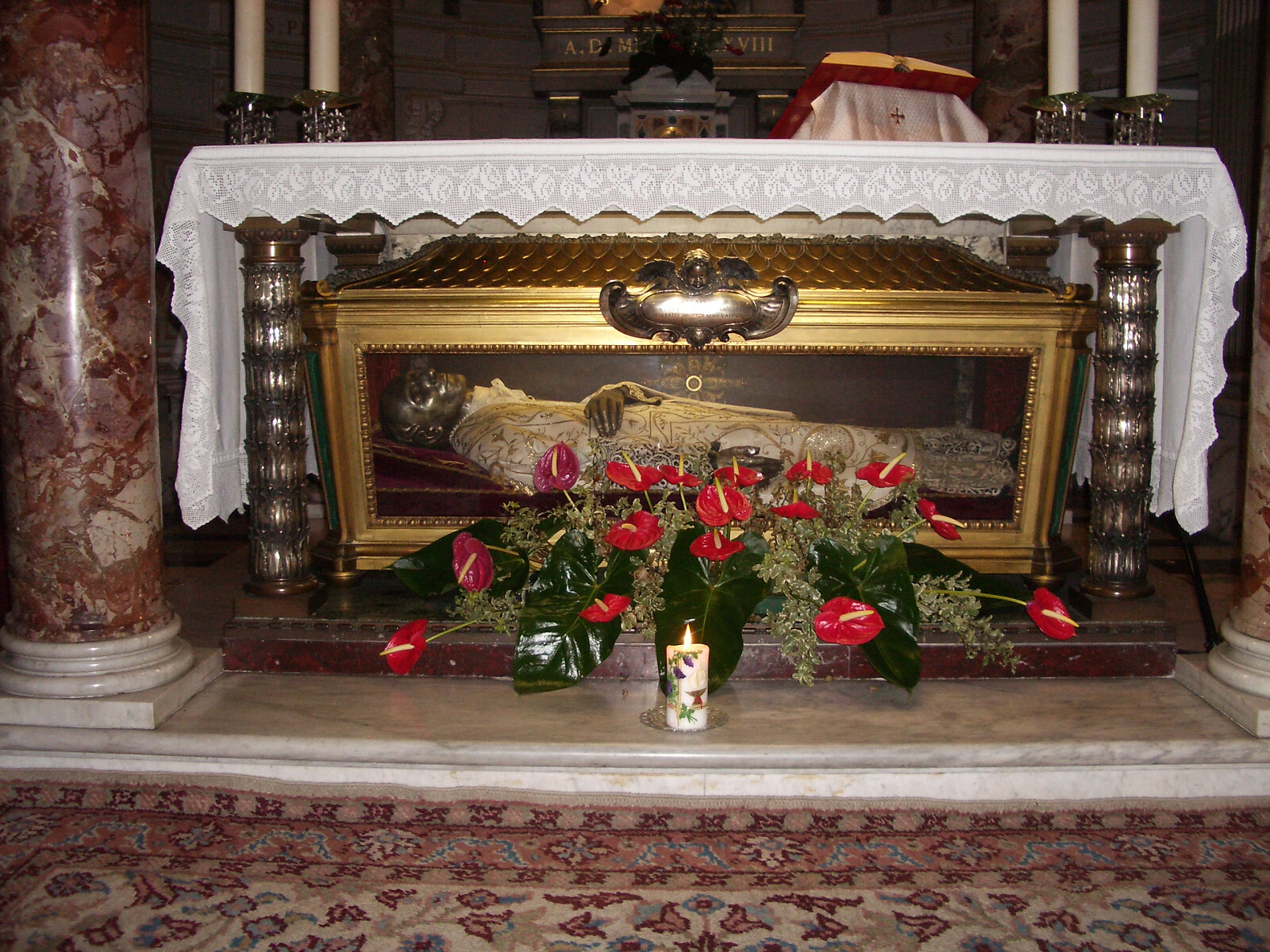 Grób św. Wincentego Pallottiego SAC - Theoliane, CC BY-SA 3.0 www.creativecommons.org, via Wikimedia Commons