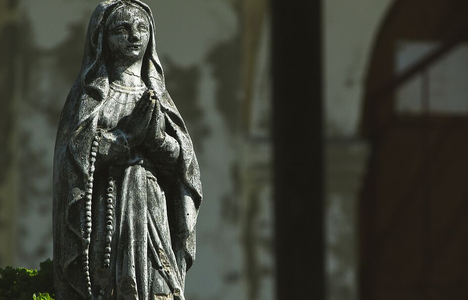 Włochy: kradzież klejnotów Matki Bożej Orędowniczki Chorych w Tarencie