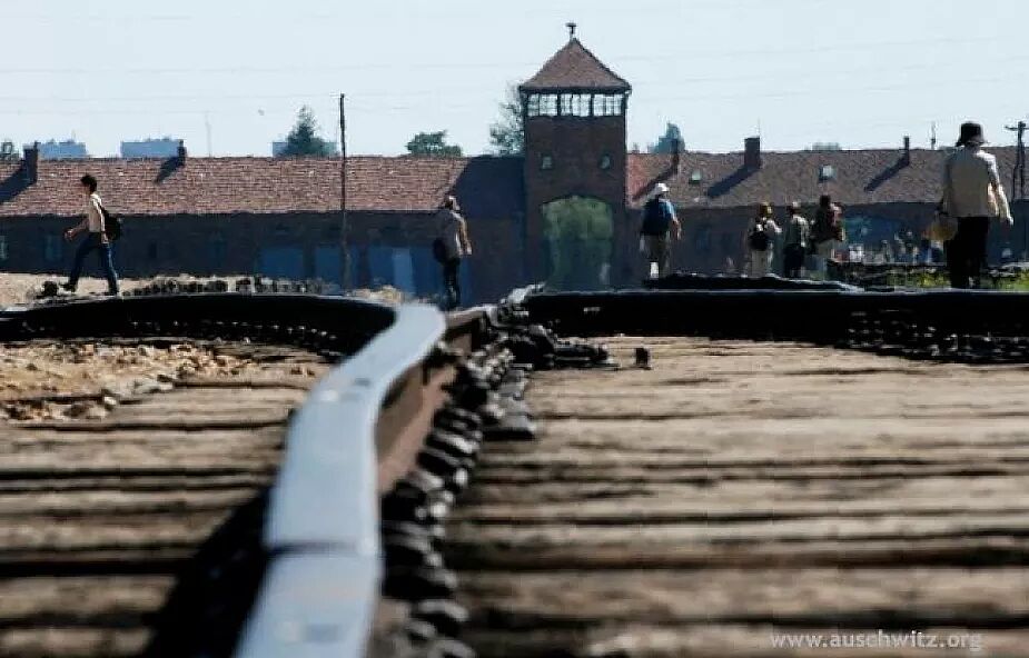 77. rocznica wyzwolenia niemieckiego obozu Auschwitz