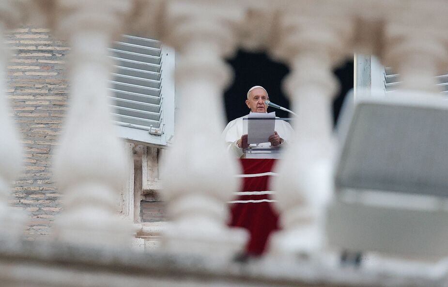 Papież zatroskany stanem zdrowia laureata pokojowego Nobla