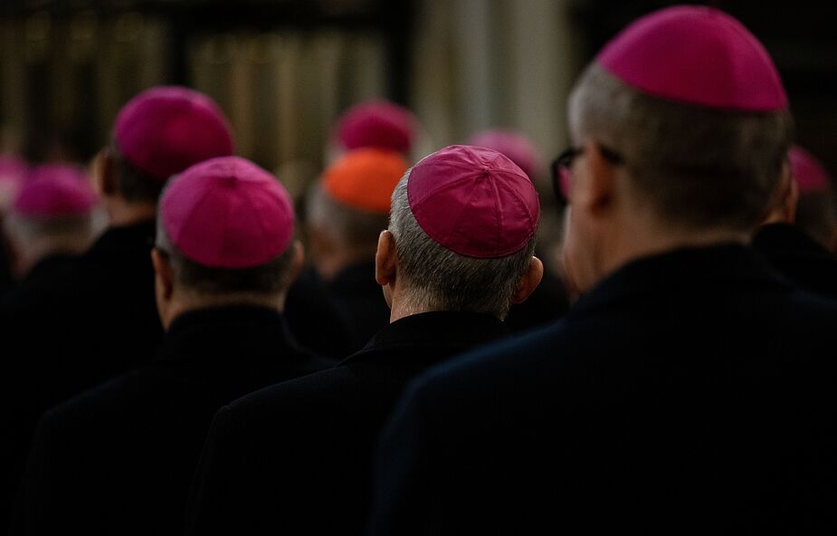 Biskupi Niderlandów z powodu koronawirusa nie złożą wizyty ad-limina w Watykanie