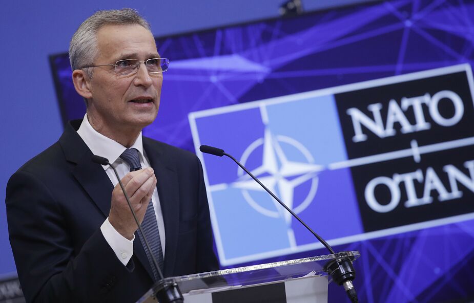 NATO. Jedność sojuszu wobec zagrożenia rosyjską agresją na Ukrainę